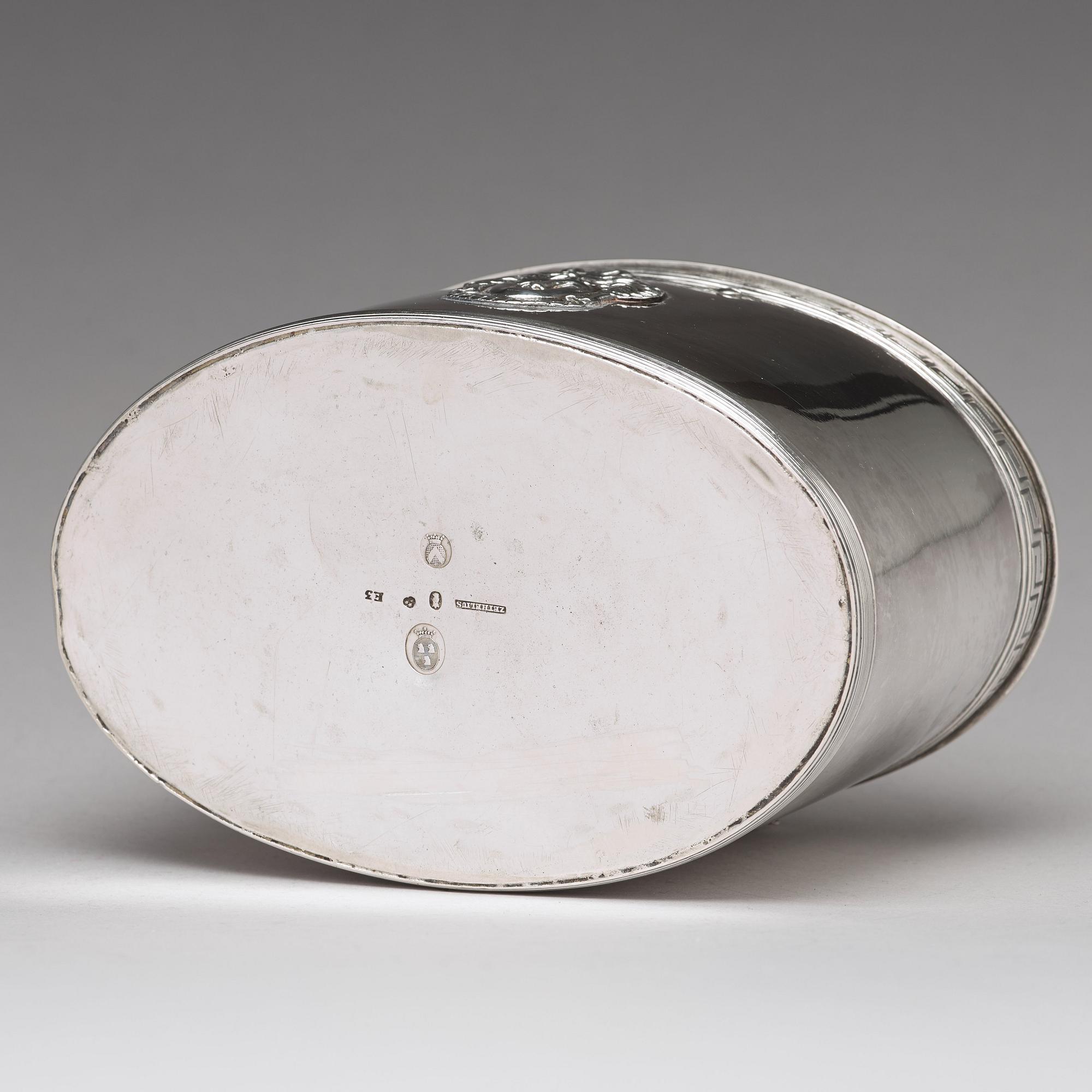 A Swedish 19th century silver sugar-casket, mark of Adolf Zethelius, Stockholm 1811.