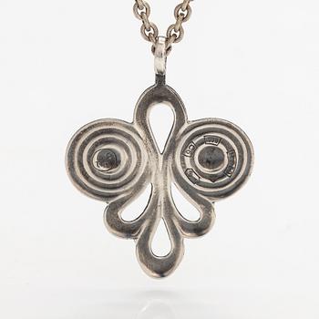 Halsband, silver, modell 50-1. Kalevala Koru, Helsingfors 1943.