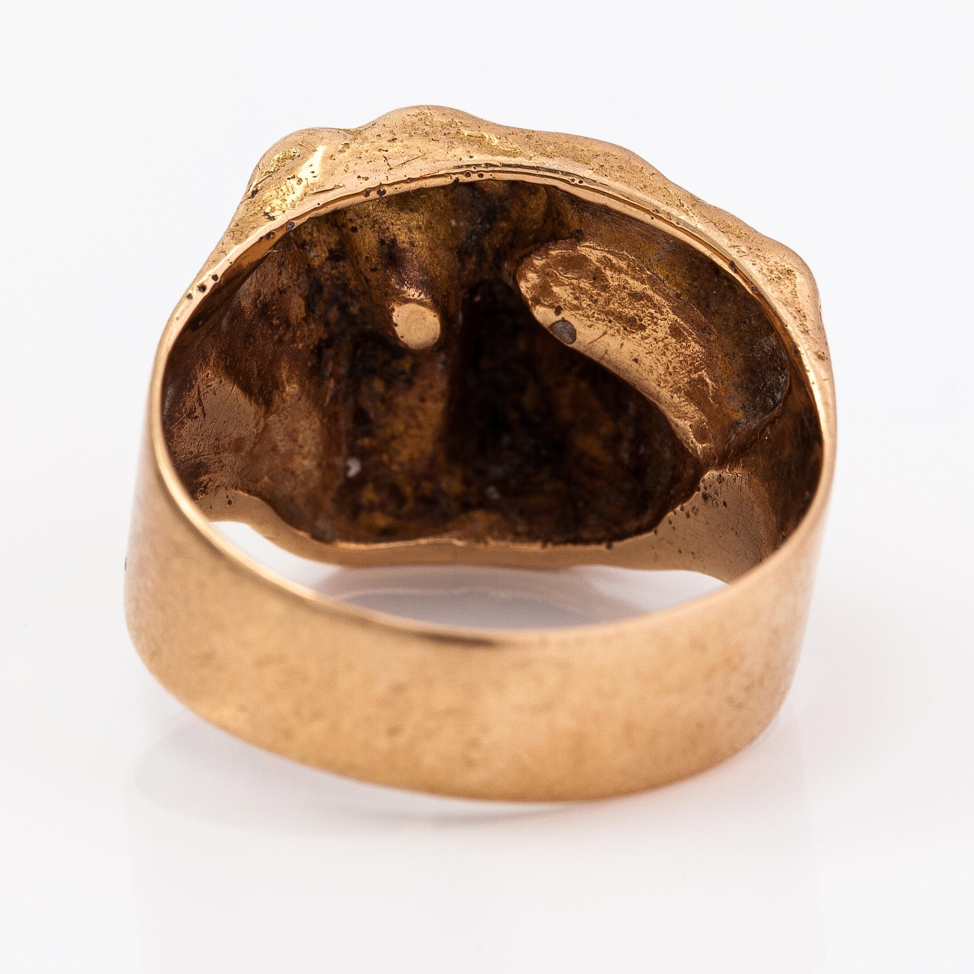 Björn Weckström, A 14K gold ring "Samurai". Lapponia 1970.