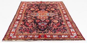 A nahavand carpet, c. 298 x 165 cm.