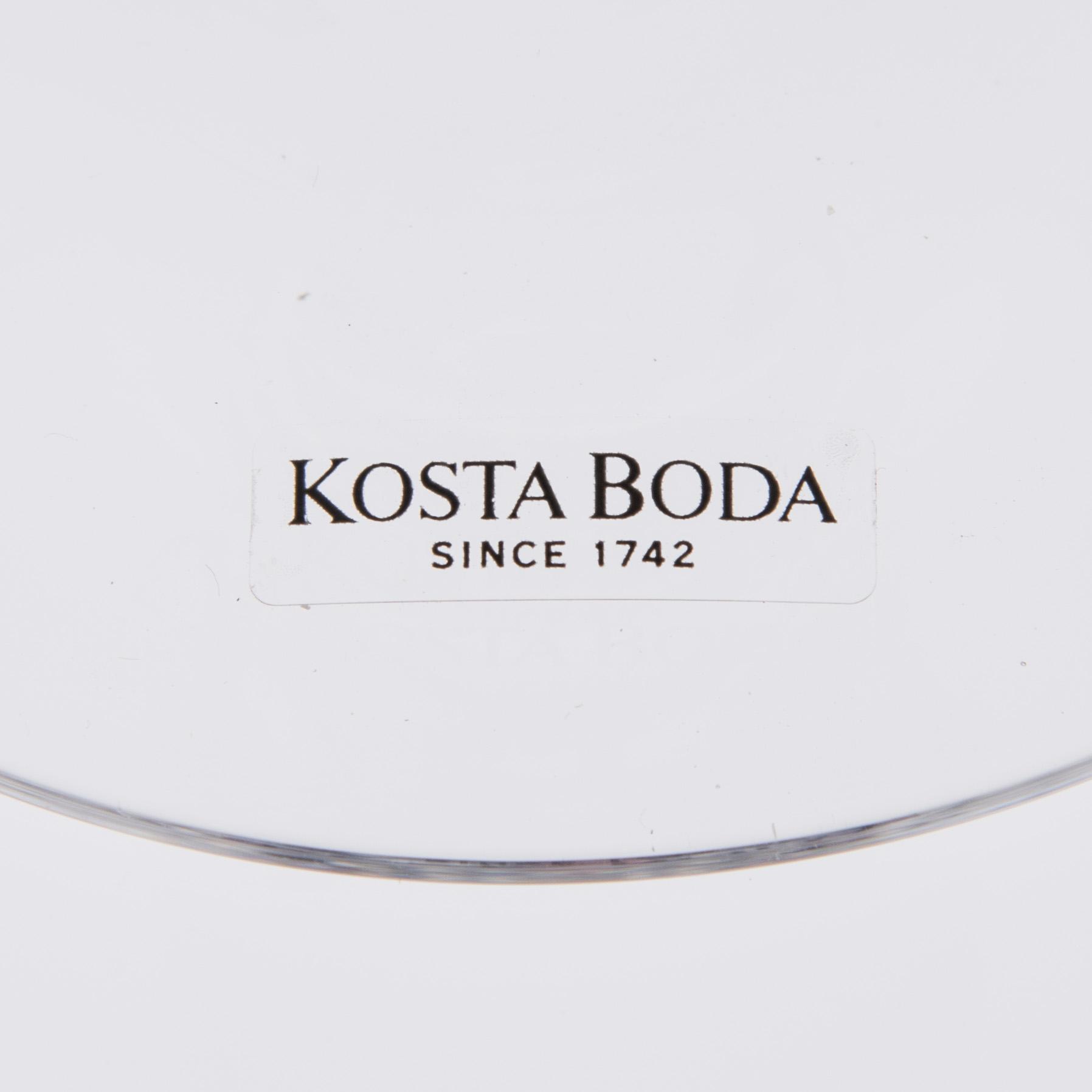 GLAS, ett par, "Millennium" Bert Vallien, Kosta Boda, signerade och numrerade 12182 och 12183.