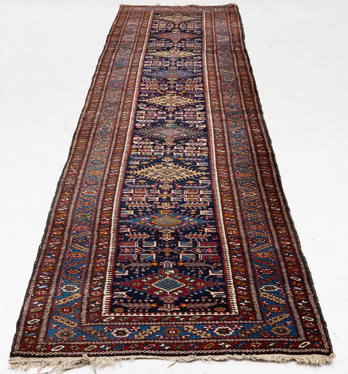 Gallery carpet, Karadja, semi-antique, circa 1930-1940, approximately 440 x 95 cm.