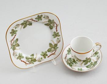 KAFFESERVIS, 25 delar, porslin, Hackefors, 1900-talets mitt.