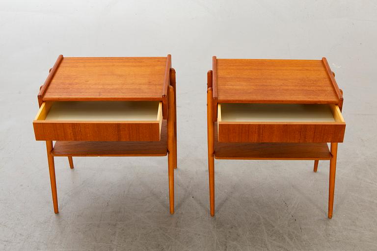 SÄNGBORD ett par 1960-tal.