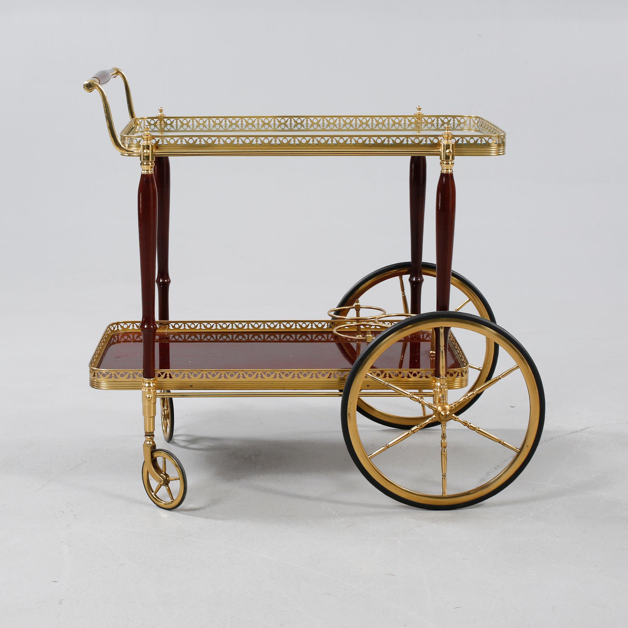 SERVERINGSVAGN, 1900-talets andra hälft.