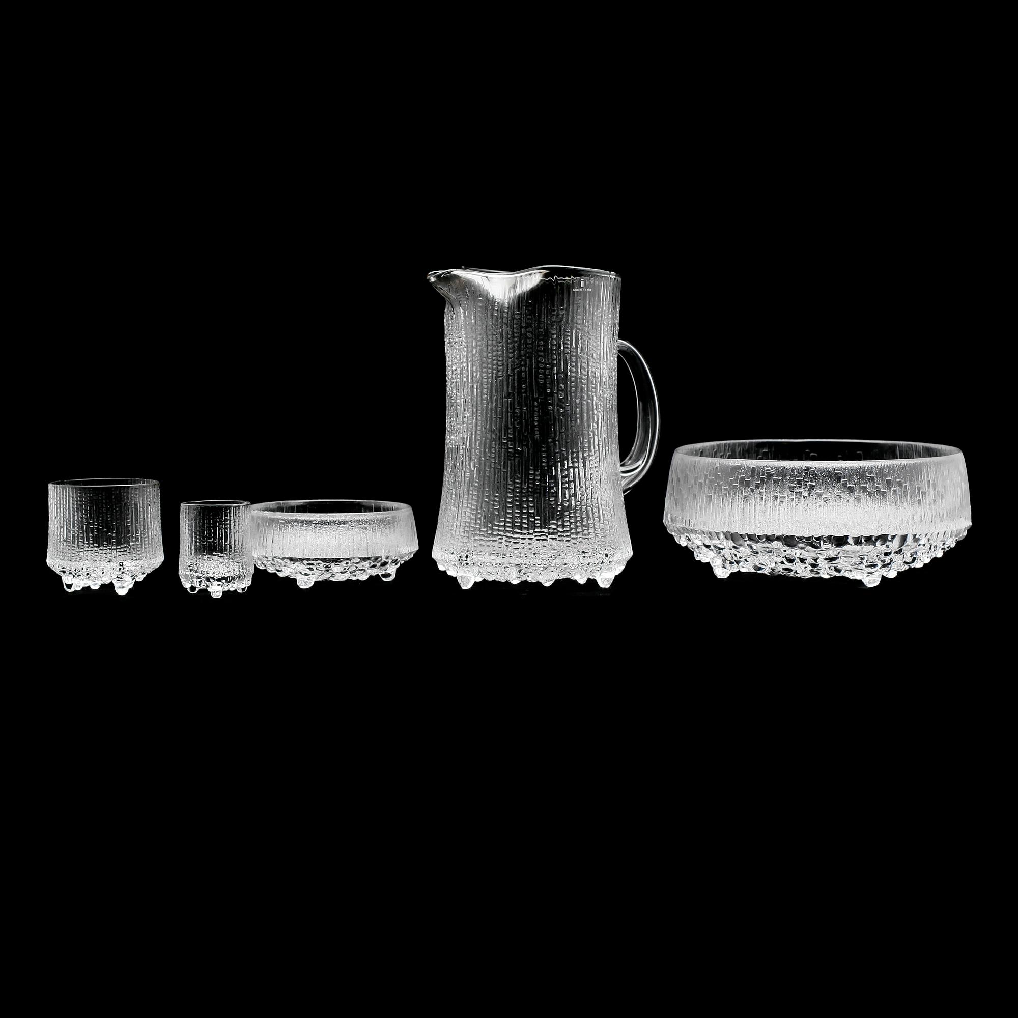 GLASSERVISDELAR, 22 st, "Ultima Thule", Tapio Wirkkala, Iittala.