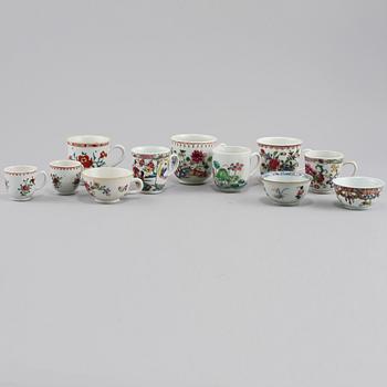 KOPPAR, 11 st, porslin, Kina, 1700/1800-tal.