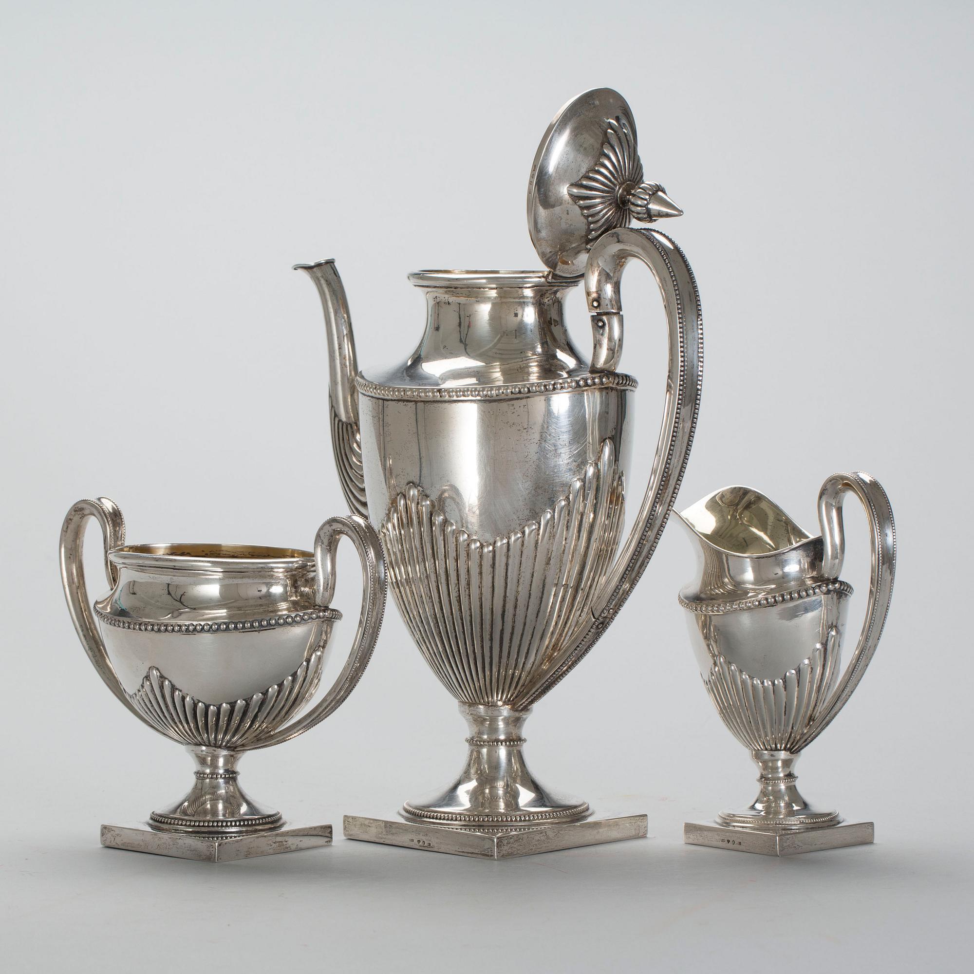 KAFFESERVIS, 3 delar, CG Hallberg, Stockholm, 1909, silver, vikt 1280 g.
