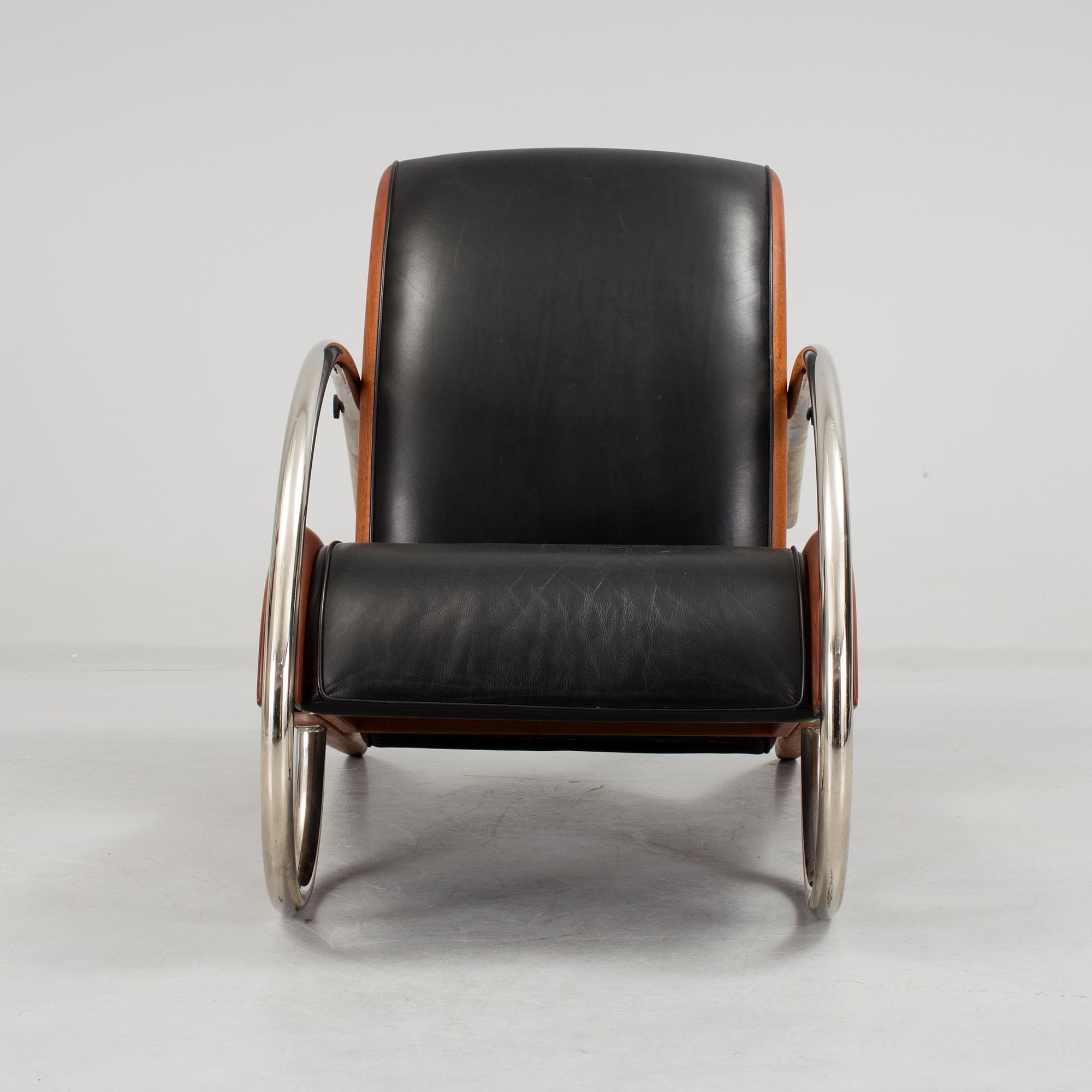A Klaus Wettergren  "Streamline" armchair, Denmark, 1980s.