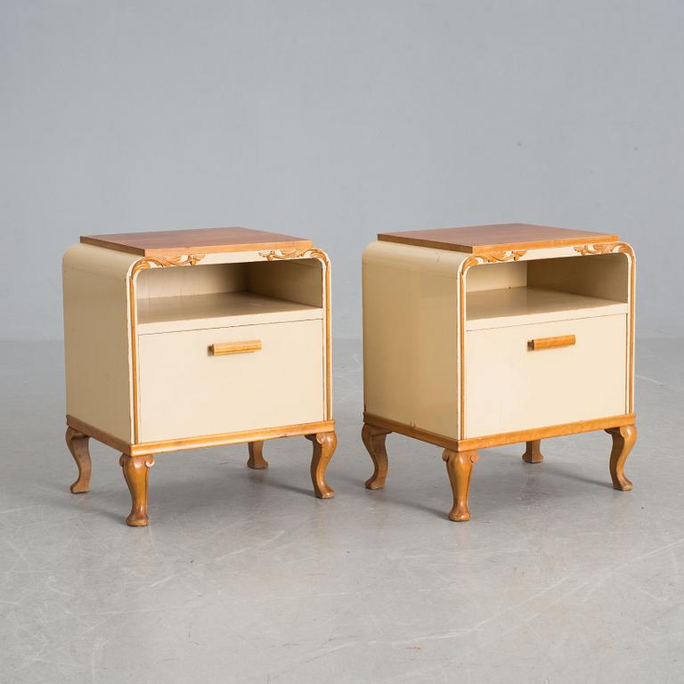 SÄNGBORD, ett par, 1930-tal.