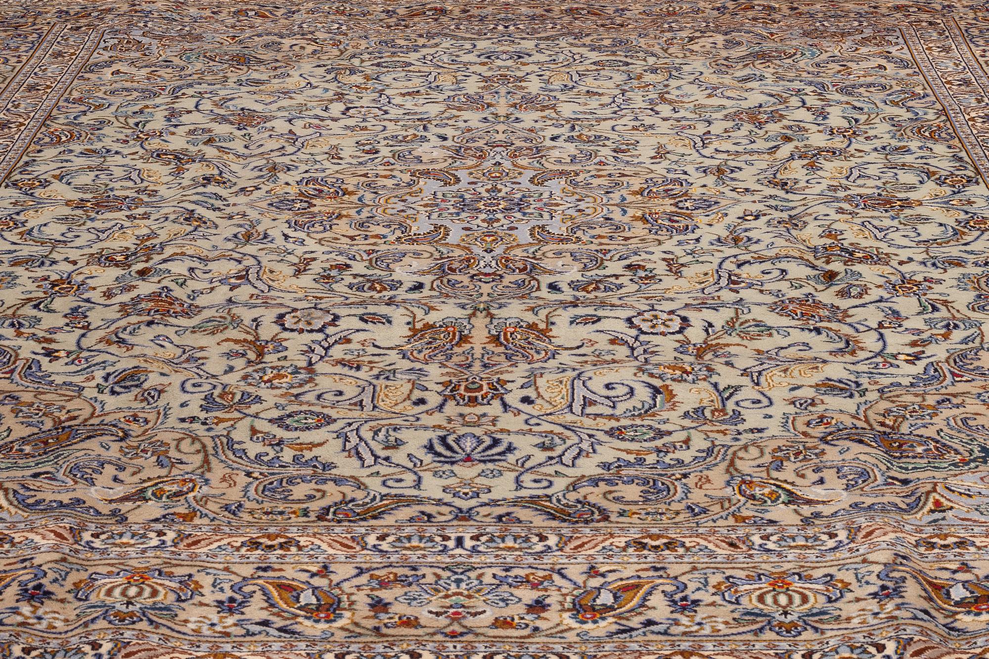 A carpet, Keshan, ca 416 x 310 cm.