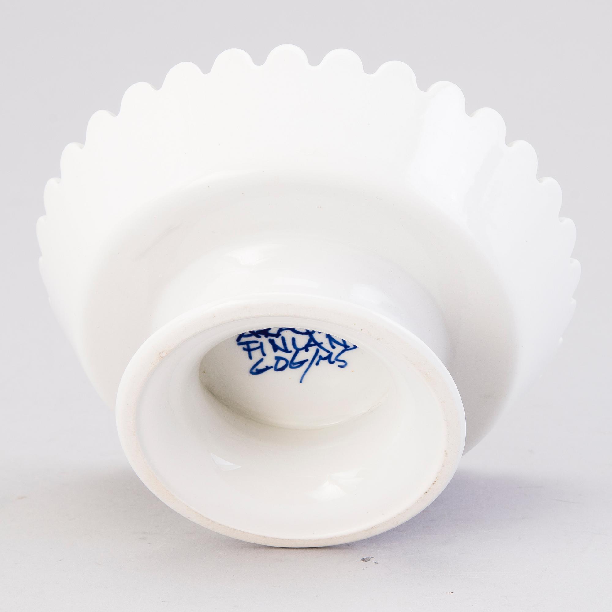 GUNVOR OLIN-GRÖNQVIST, Four 1960s ceramic objects signed GOG Arabia, Finland.