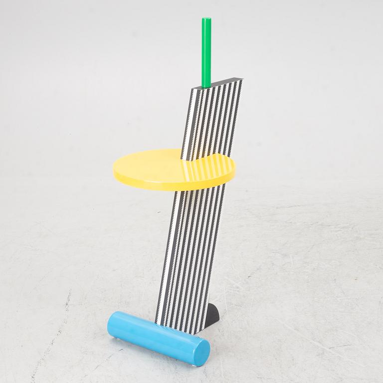 Michele De Lucchi, side table, "Flamingo", Memphis, Milano.