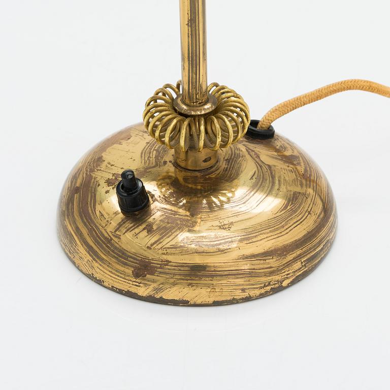 A mid 20th century table lamp, manufacturer Sähkö Oy.