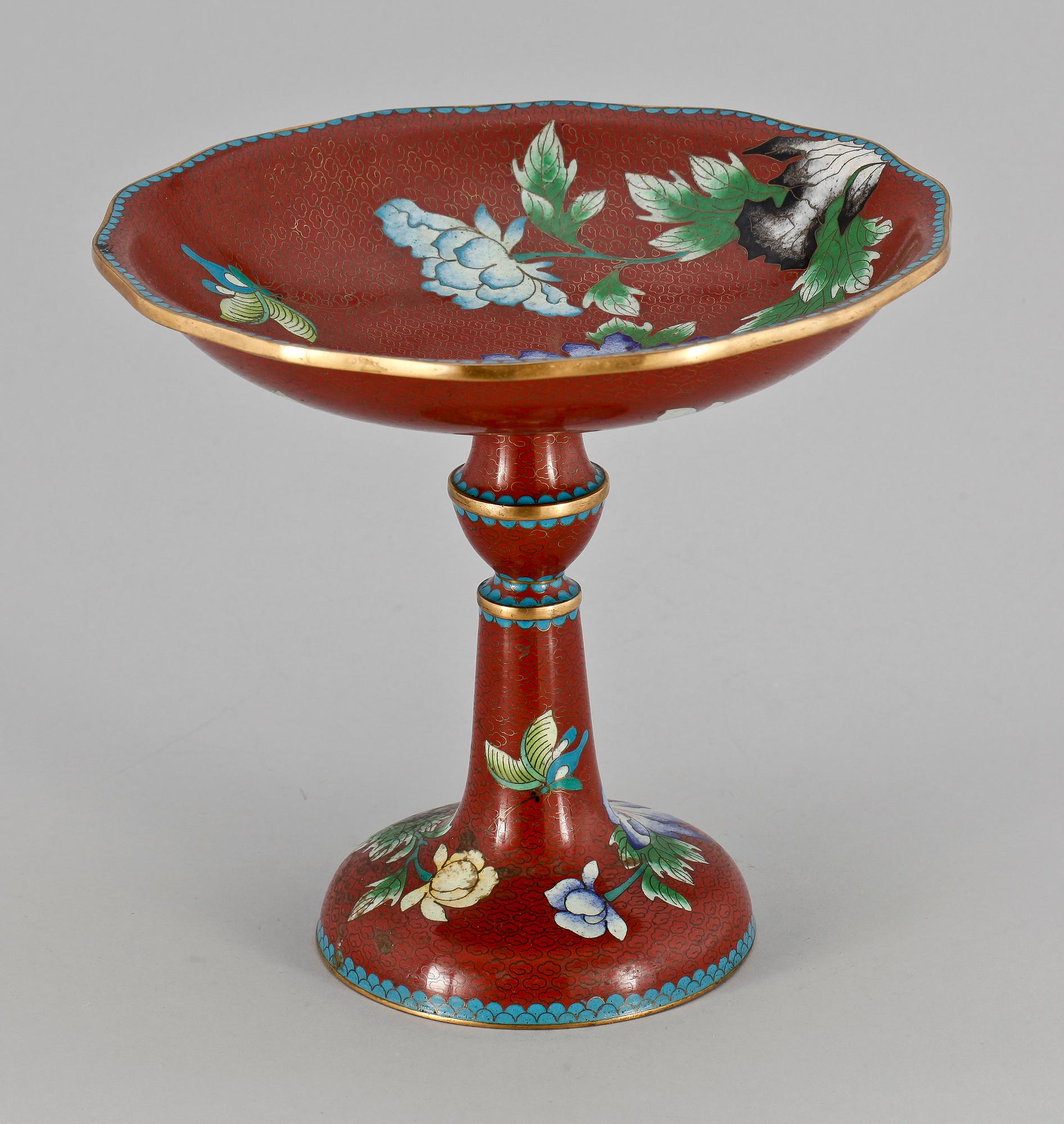 SKÅL PÅ FOT, cloisonné, Kina, 1900-talets början.