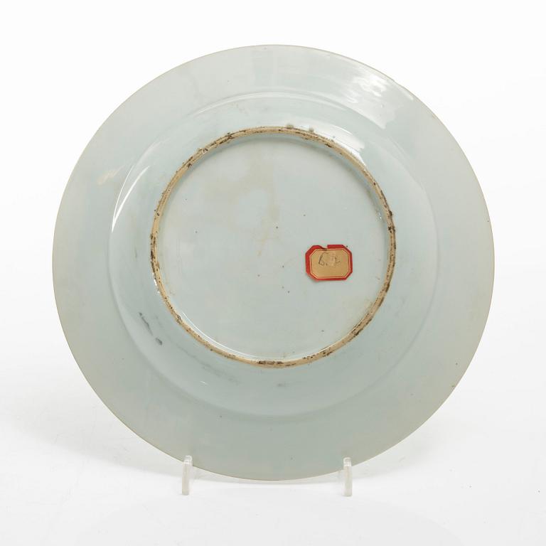 Tallrikar, 15 stycken, porslin, Kina, Qingdynastin, 1700-tal.