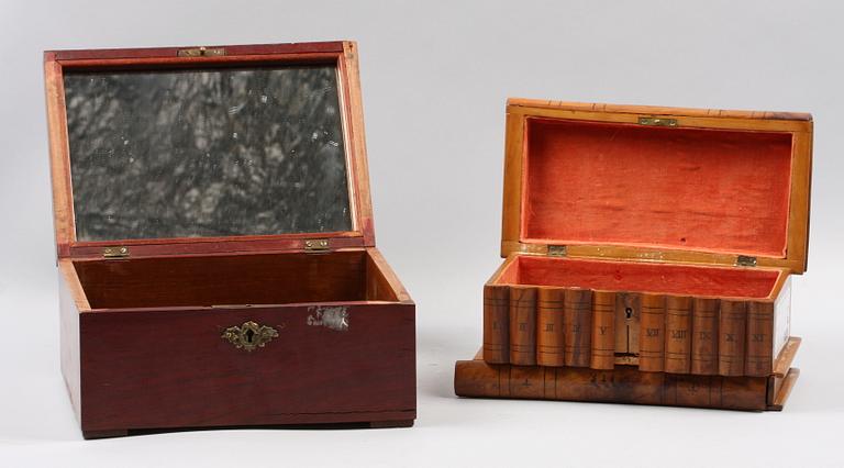 SKRIN, 2 st samt RAKSPEGEL, trä, 1800-tal.