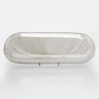 Kay Bojesen, Serveringsfat samt -bestick, sterlingsilver och palisander, Danmark. Kring 1960-talets mitt.