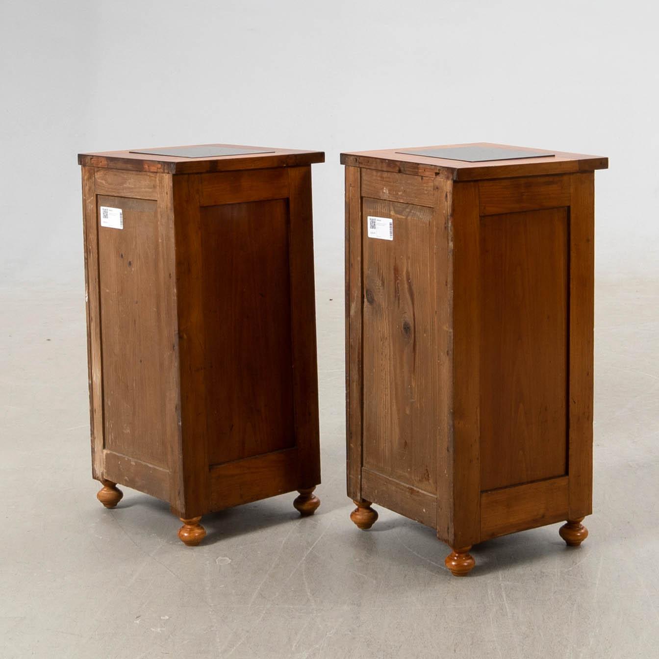 Sängbord, ett par, Art Deco, 1900-talets första hälft.