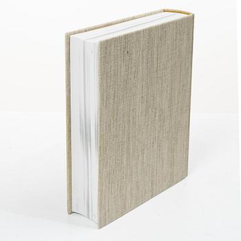 Book, hardback. With copied pages of Hilma Persson Hjelm’s models.