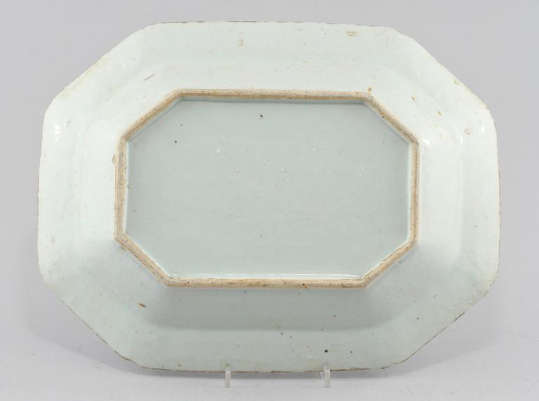 SKÅLFAT, porslin, Kina, 1700-tal.
