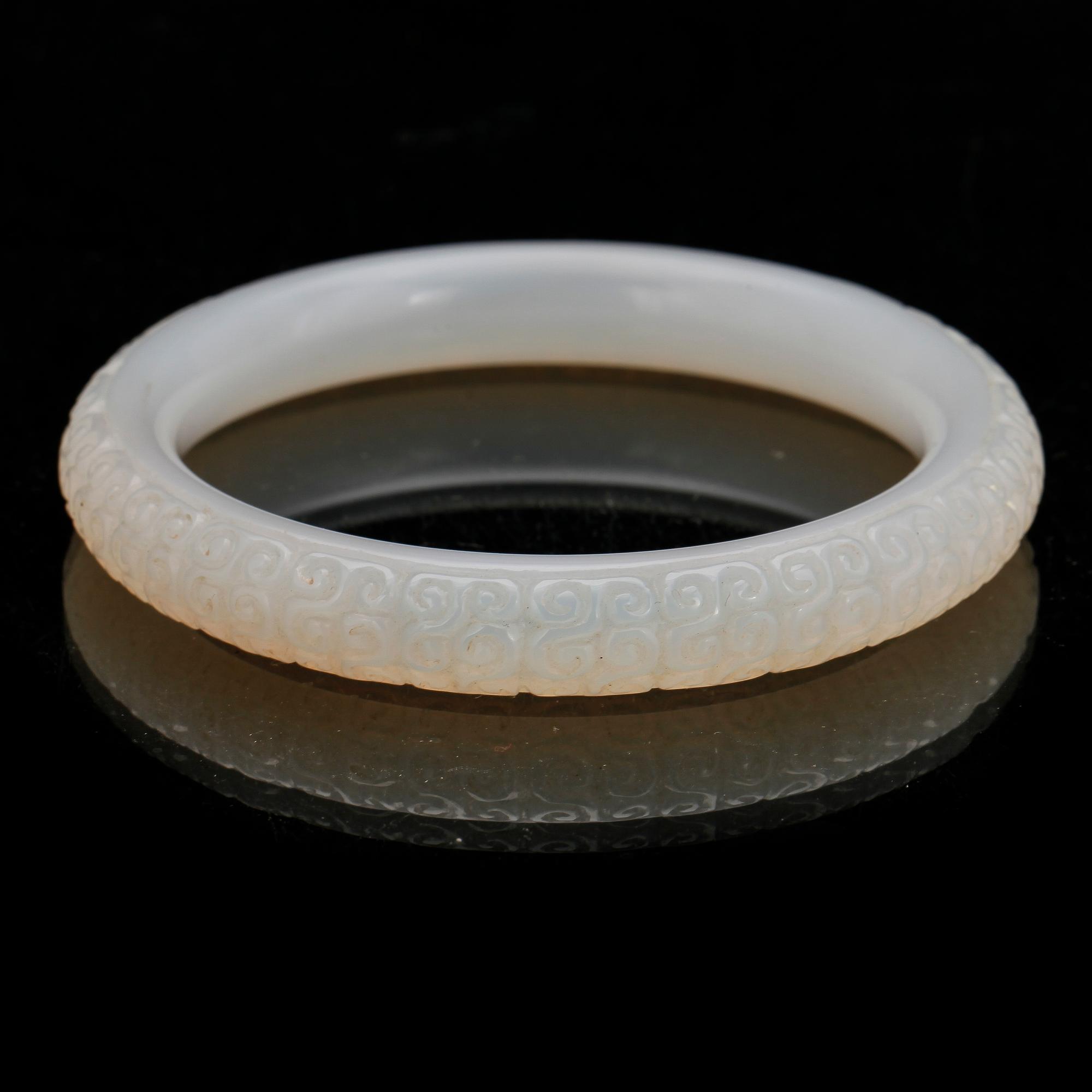 ARMRING, agat, Kina, modern tillverkning.