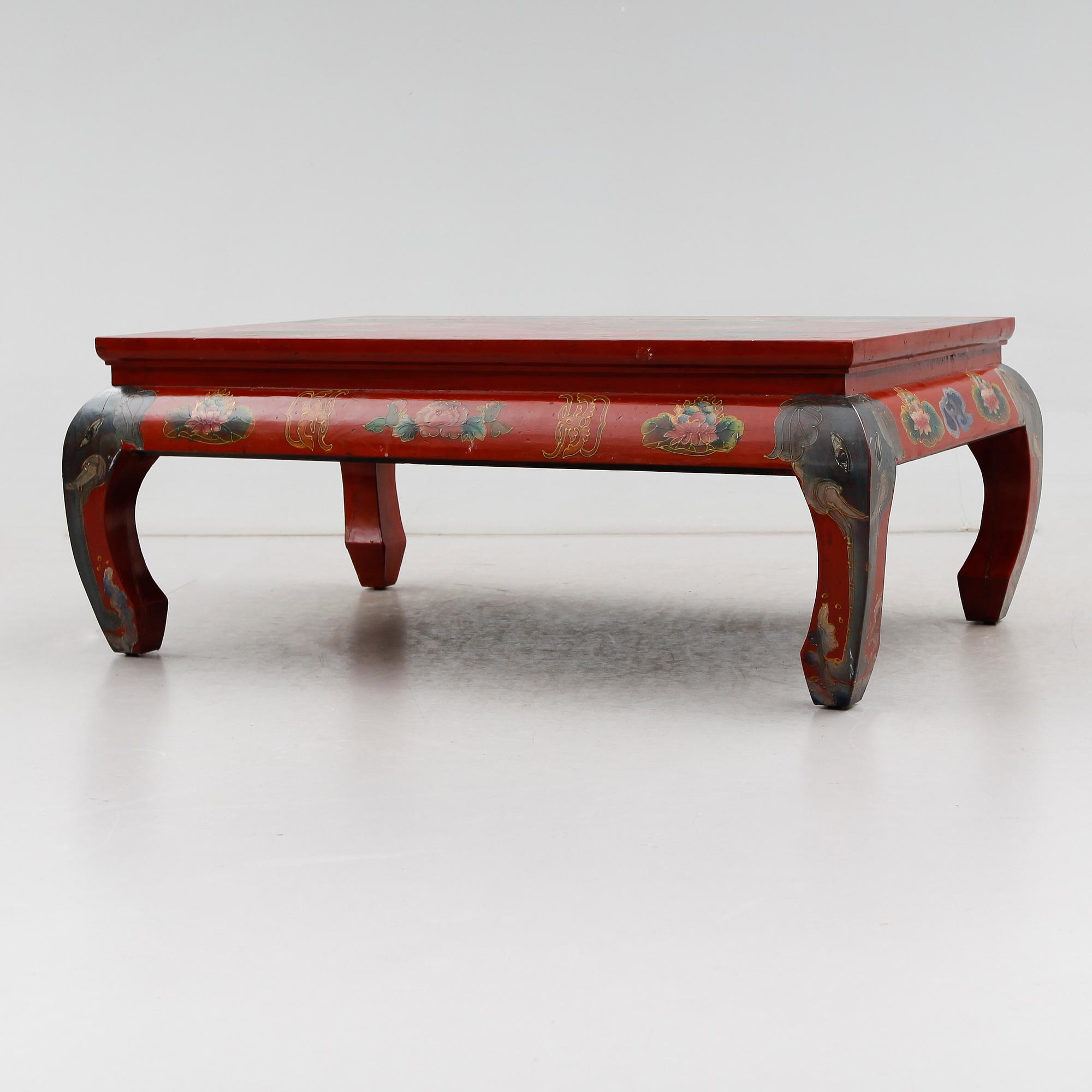BORD, orientaliskt, 1900-talets senare del.