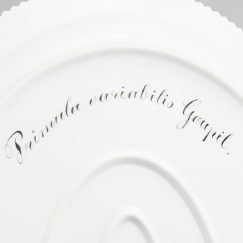 A FLORA DANICA SERVING DISH, porcelain, Royal Copenhagen, model no 374.