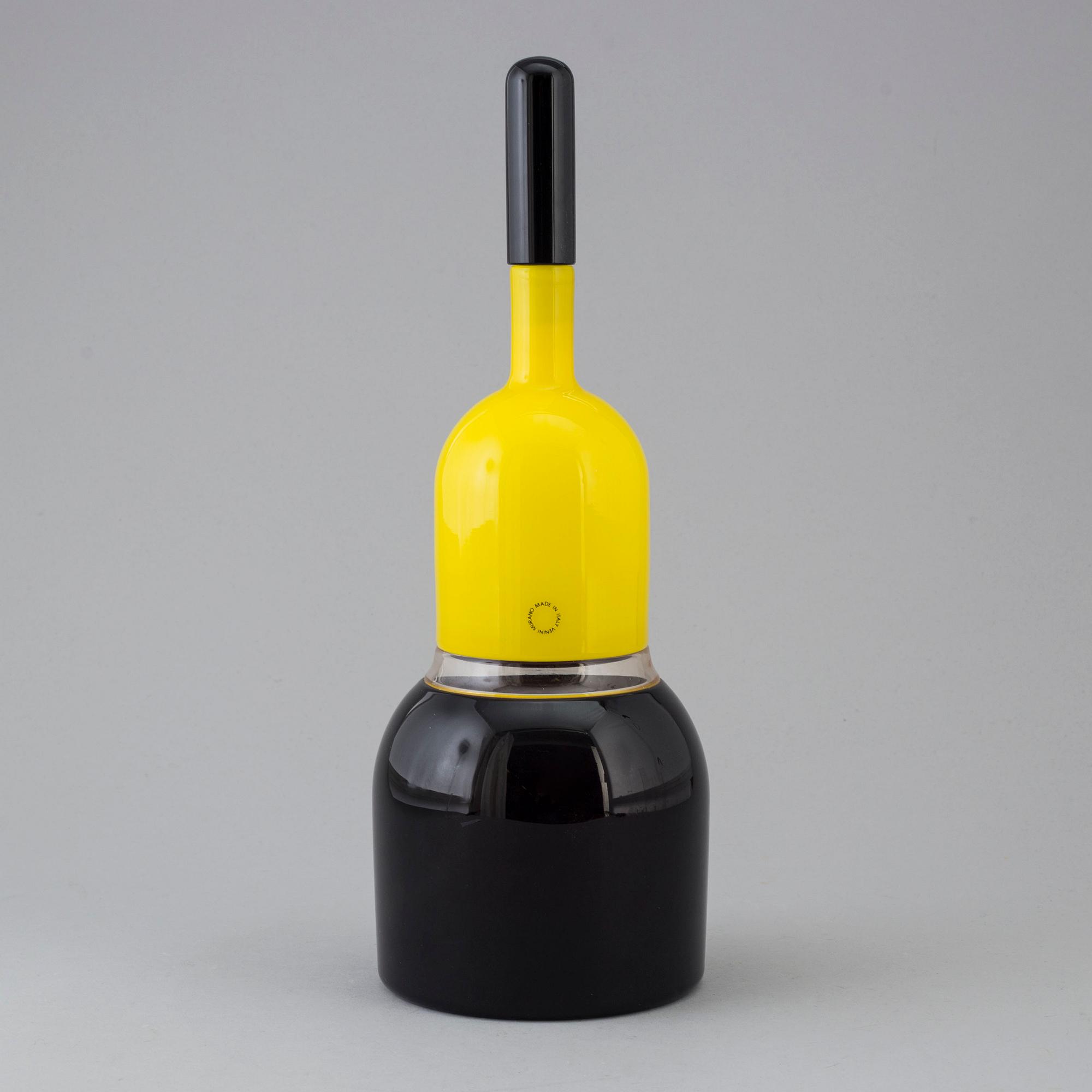 TIMO SARPANEVA, a glass decanter, Venini Murano Italy 1991.