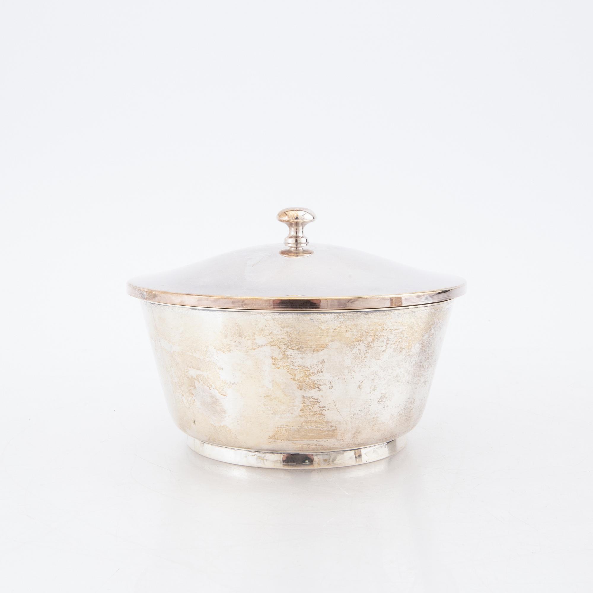 Eric Råström, skål med lock samt cigaretthållare silver Stockholm 1957/62.