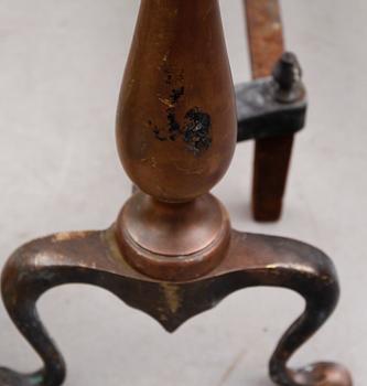 ELDHUNDAR, 1 par, mässing, 1900-talets första hälft.