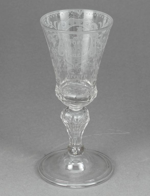 VINGLAS, glas, 1700-talets mitt.