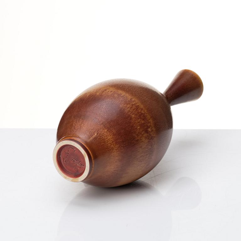 Berndt Friberg, a stoneware vase, Gustavsberg studio, Sweden 1968.