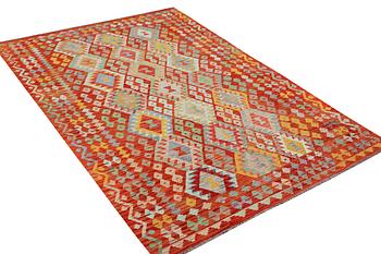 A Kilim carpet, c. 298 x 201 cm.