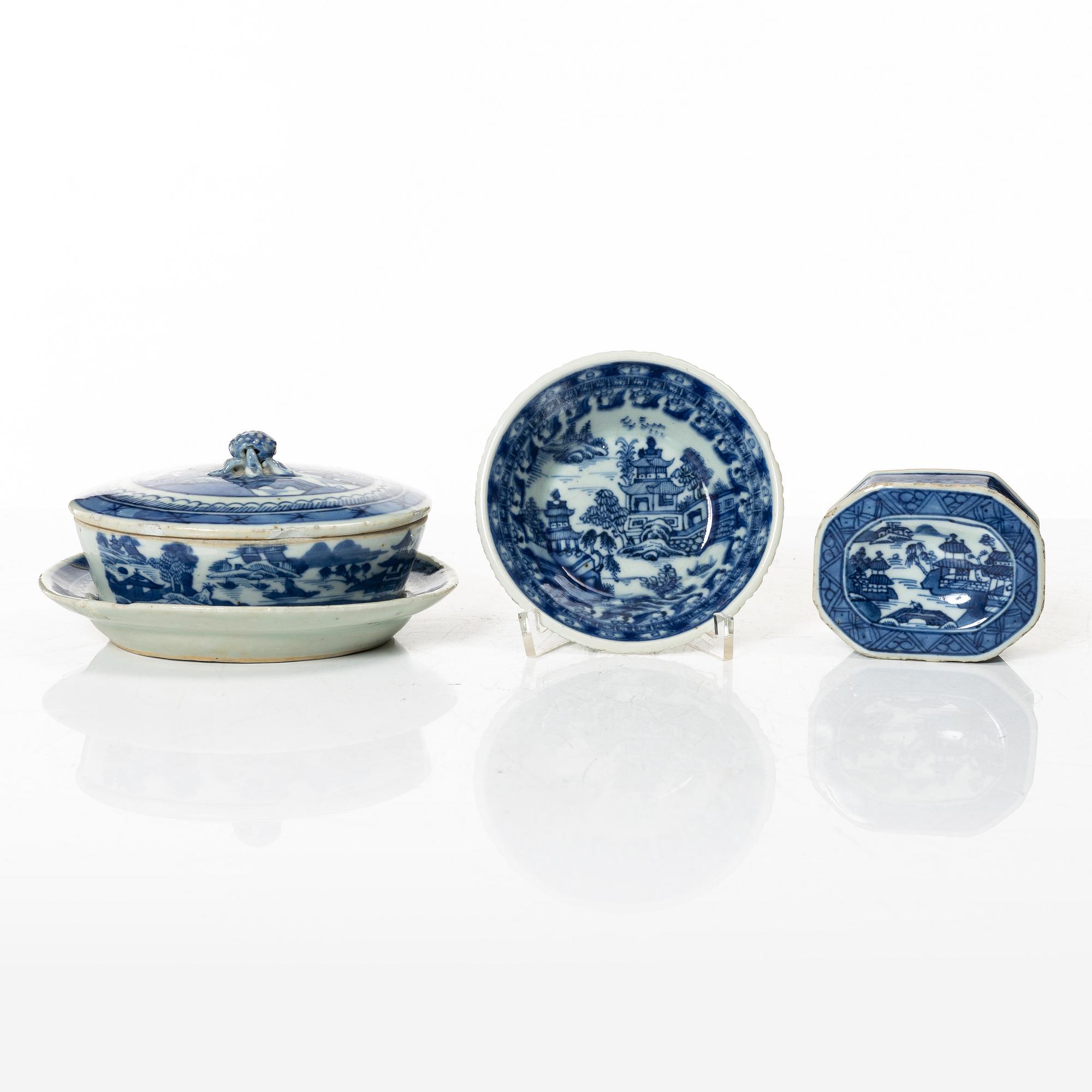 Parti kompaniporslin, 8 delar, Qingdynastin, Kina, 1700/1800-tal.