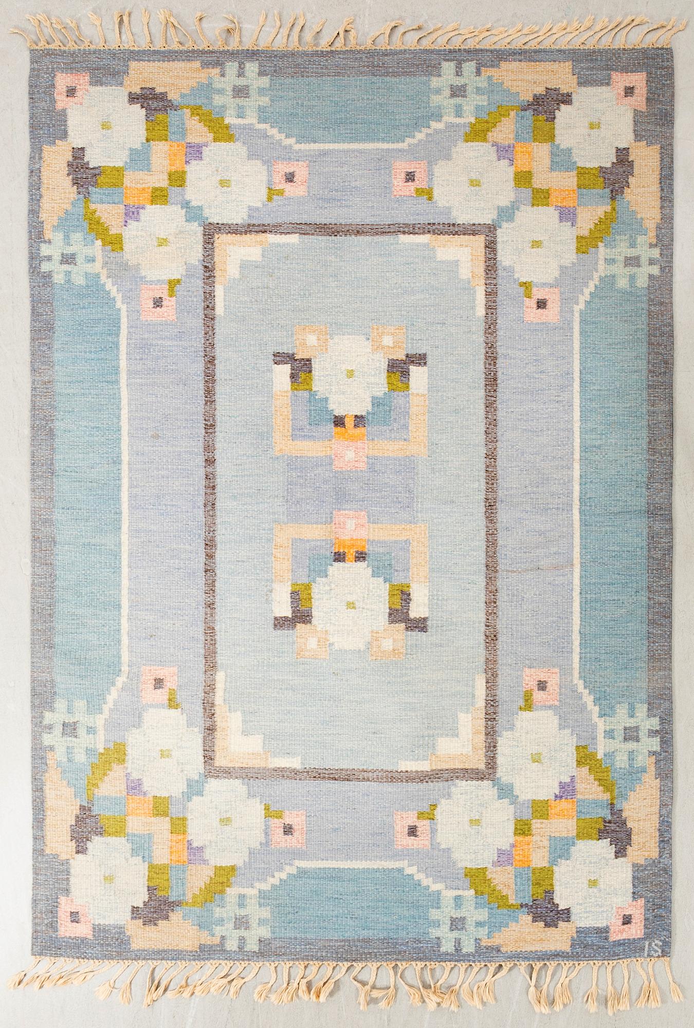Ingegerd Silow, Rug, flat weave, signed, approximately 232x169 cm.