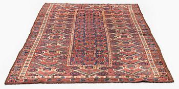 An antique Beshir rug, central Turkmenistan, c. 245 x 135 cm.