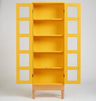 Mats Theselius, a "National Geographic" cabinet, Källemo, Värnamo post 1990.