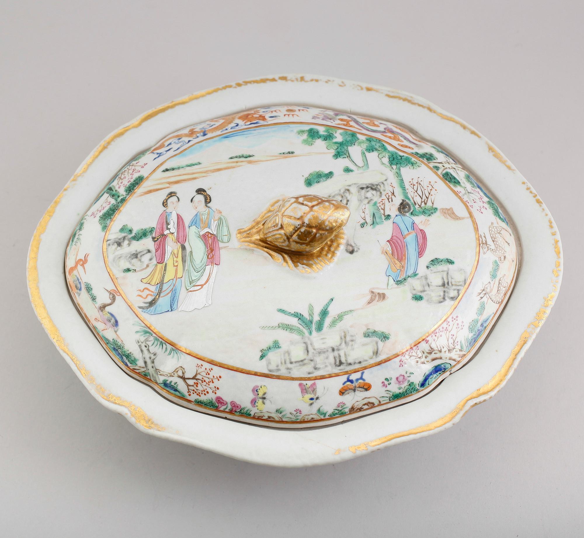 TERRIN, porslin, Kina, 1800-talets mitt.