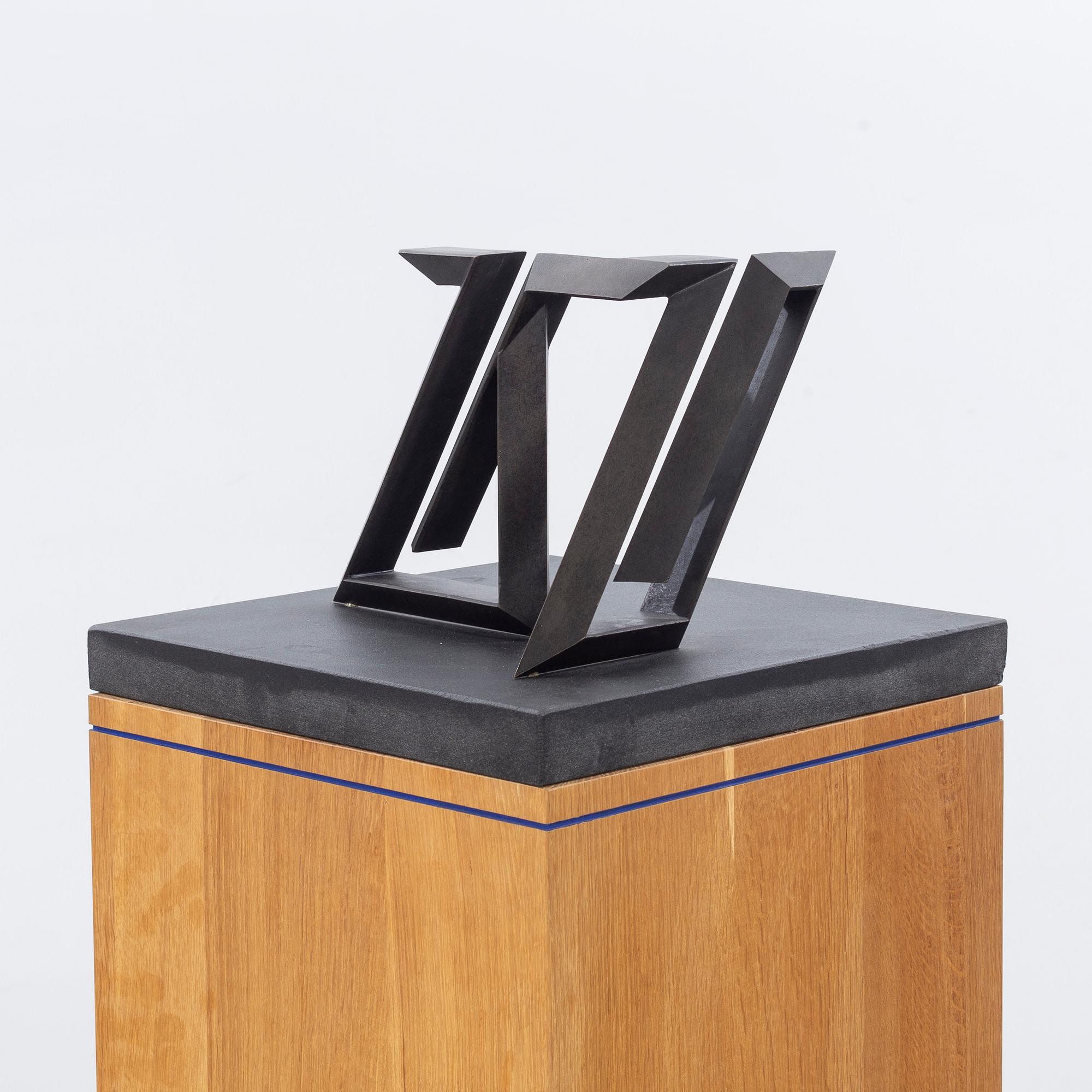 CARL MAGNUS, skulptur, brons, "Pavane II", signerad och daterad -87, numrerad 6/6.