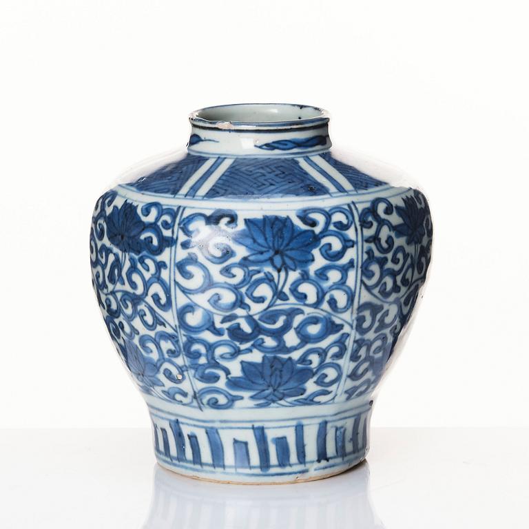 A blue and white jar, Ming dynasty (1368-1644).