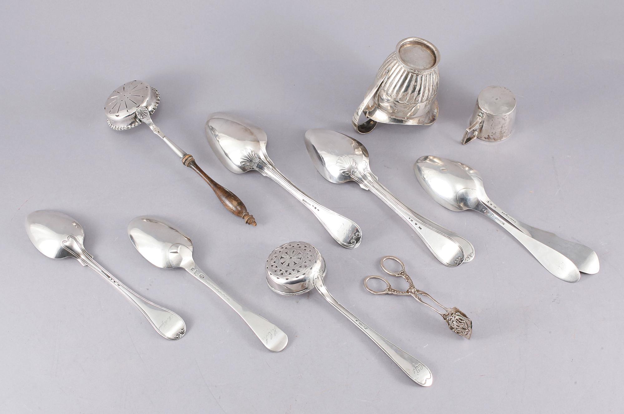 PARTI SILVER, 13 delar, 1700-1900-tal, mest Sverige, vikt ca 655 gram.