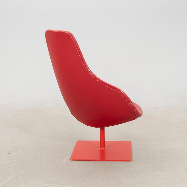 Patricia Urquiola, "Fjord" armchair for Moroso, designed in 2002.