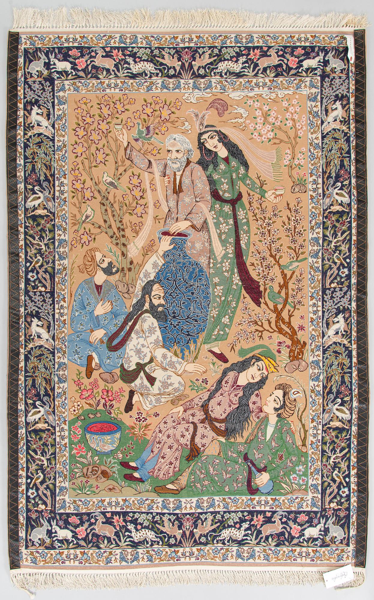 An Isfahan figural rug. Approx. 184x 121 cm.