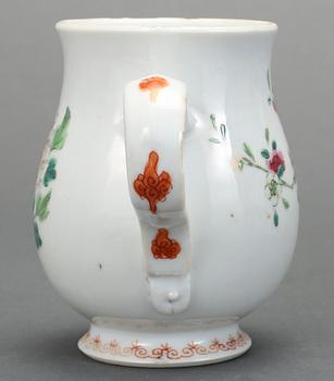 MUGG, porslin, Kina, Qingdynastin, Qianlong (1736-1795).