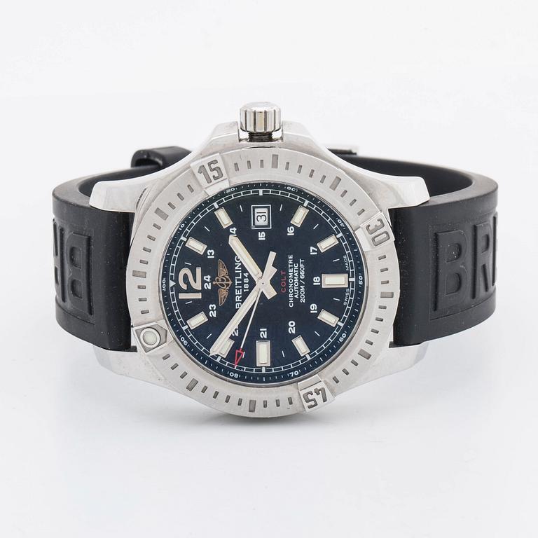 BREITLING, Colt (200M/660FT), Chronometre, wristwatch, 44 mm.