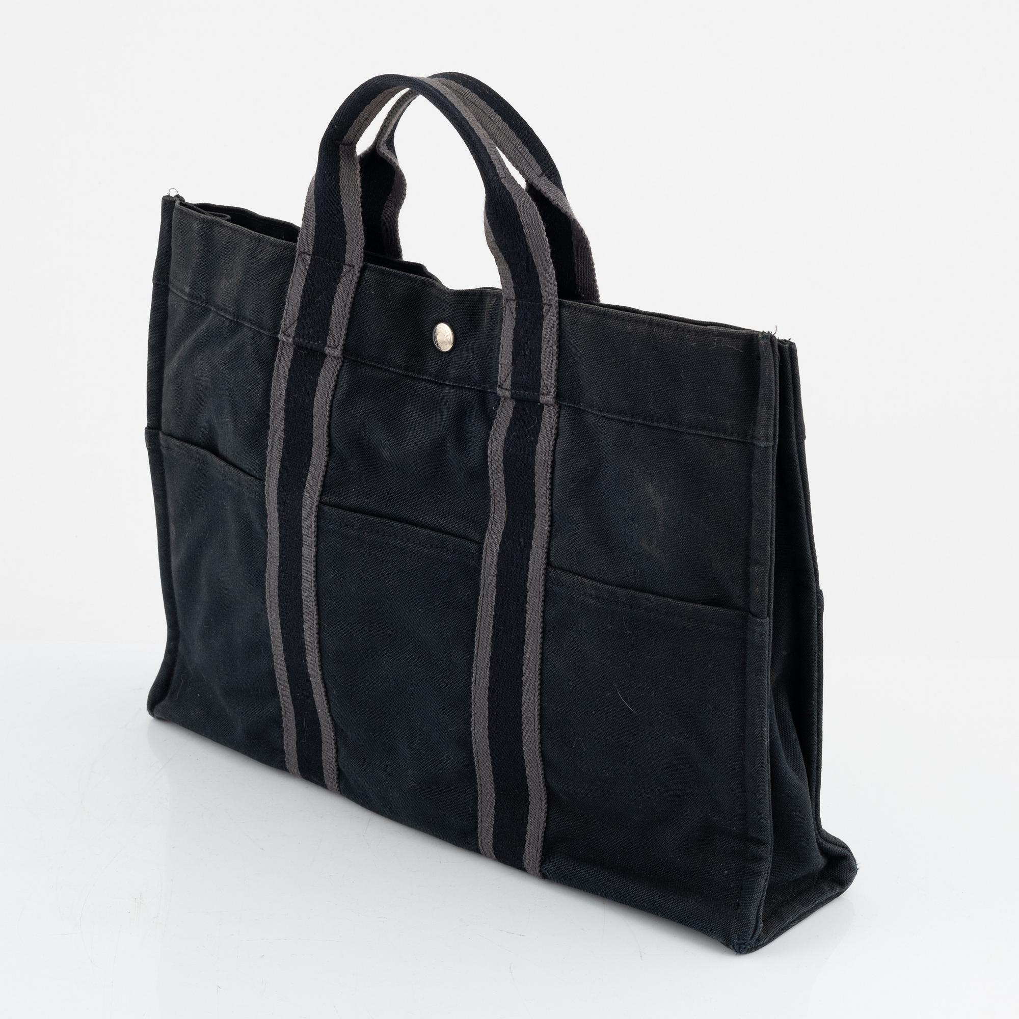 Hermès, A "Fourre Tout" canvas bag.