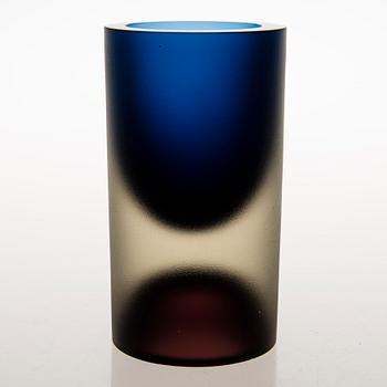 TAPIO WIRKKALA VASE, "Double-Headed" signed Tapio Wirkkala 3894. Iittala, Finland 1955-1968.