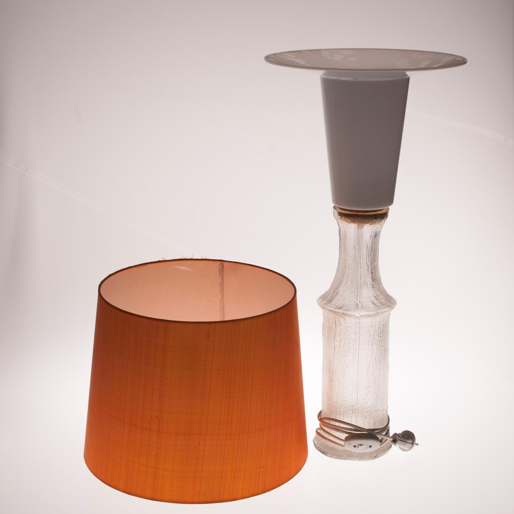 TIMO SARPANEVA, BORDSLAMPA, IITTALA 1969-1970 FÖR LILUX BELYSNING.