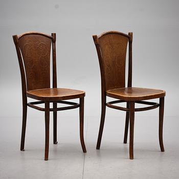 STOLAR, 2 st, märkta Thonet, 1900-talets första hälft.